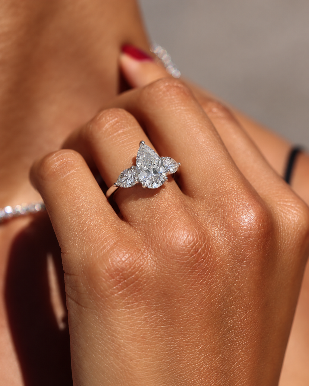 ANAÏS · Solitaire Ovale Moissanite (26)