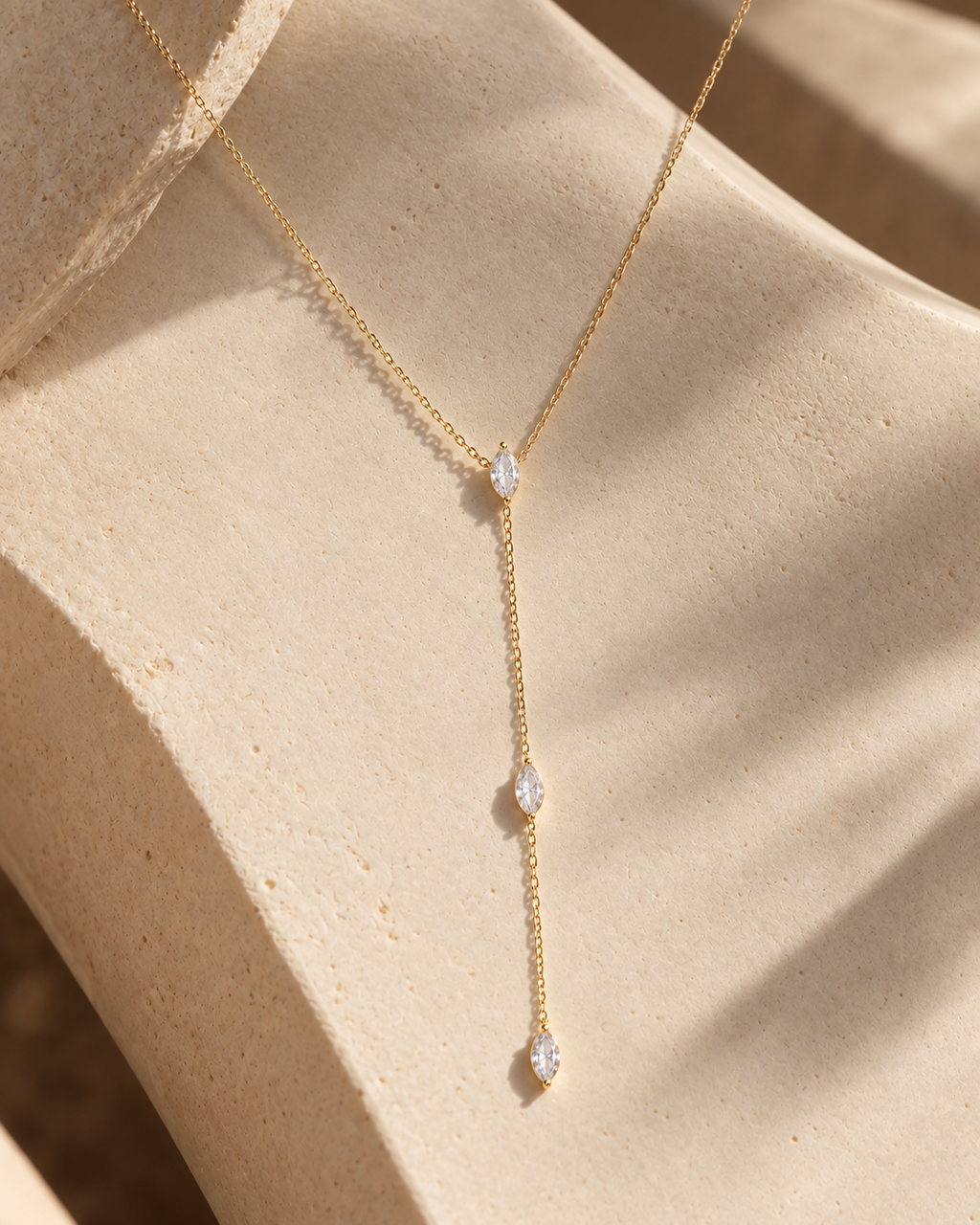 ALMA · Collier Y Doré (28)