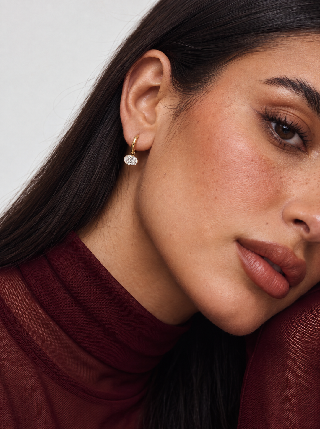 VICTORIA · Oval Drop Hoops